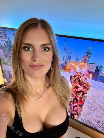 Yve gaming page leaked private photo uncensored HD quality