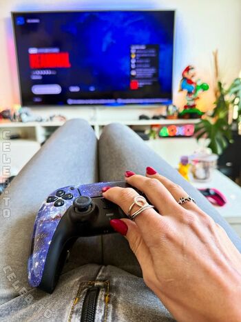 Yve gaming page leaked private photo uncensored HD quality