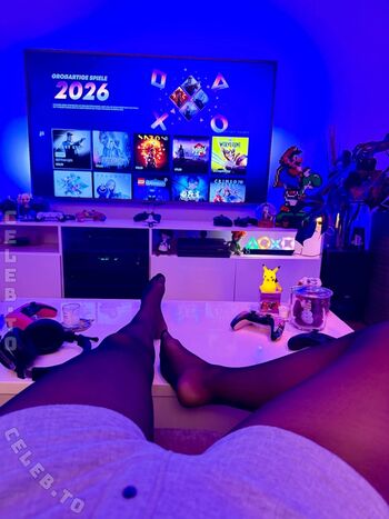 Yve gaming page leaked private photo uncensored HD quality