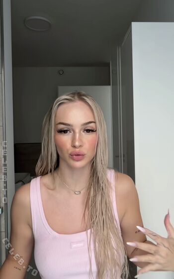 Zclina leaked private photo uncensored HD quality