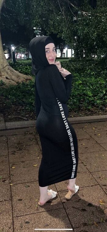 Zeynepauss leaked private photo uncensored HD quality