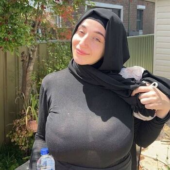 Zeynepauss leaked private photo uncensored HD quality