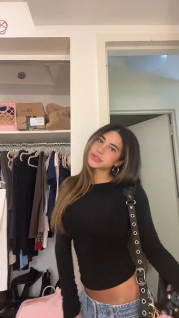 Zoe ducorsky leaked private photo uncensored HD quality