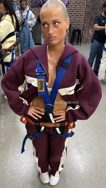 Zoe kaeppele leaked private photo uncensored HD quality