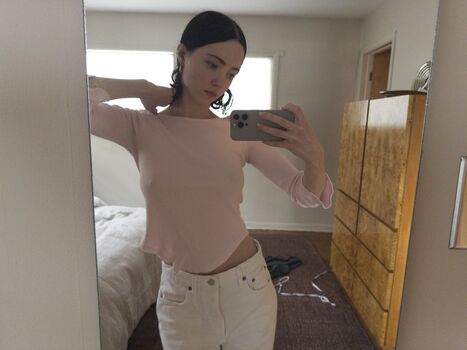 Zoeplzshutup leaked private photo uncensored HD quality