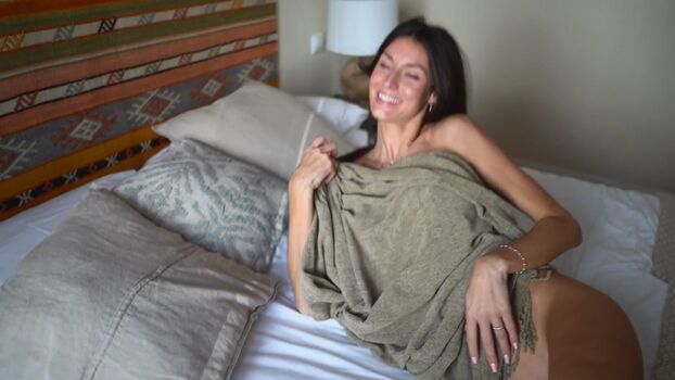 Zurine aspiunza  page leaked private photo uncensored HD quality